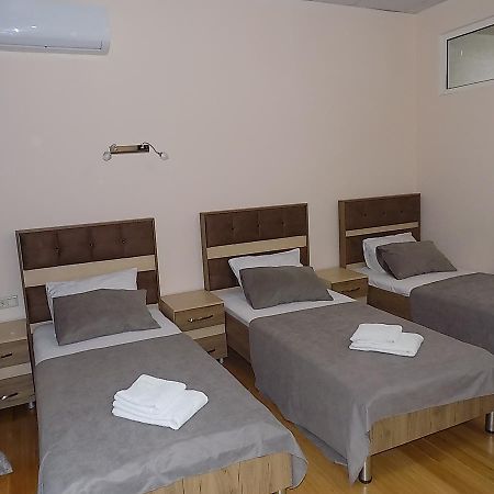 Hotel Mars Zugdidi Extérieur photo