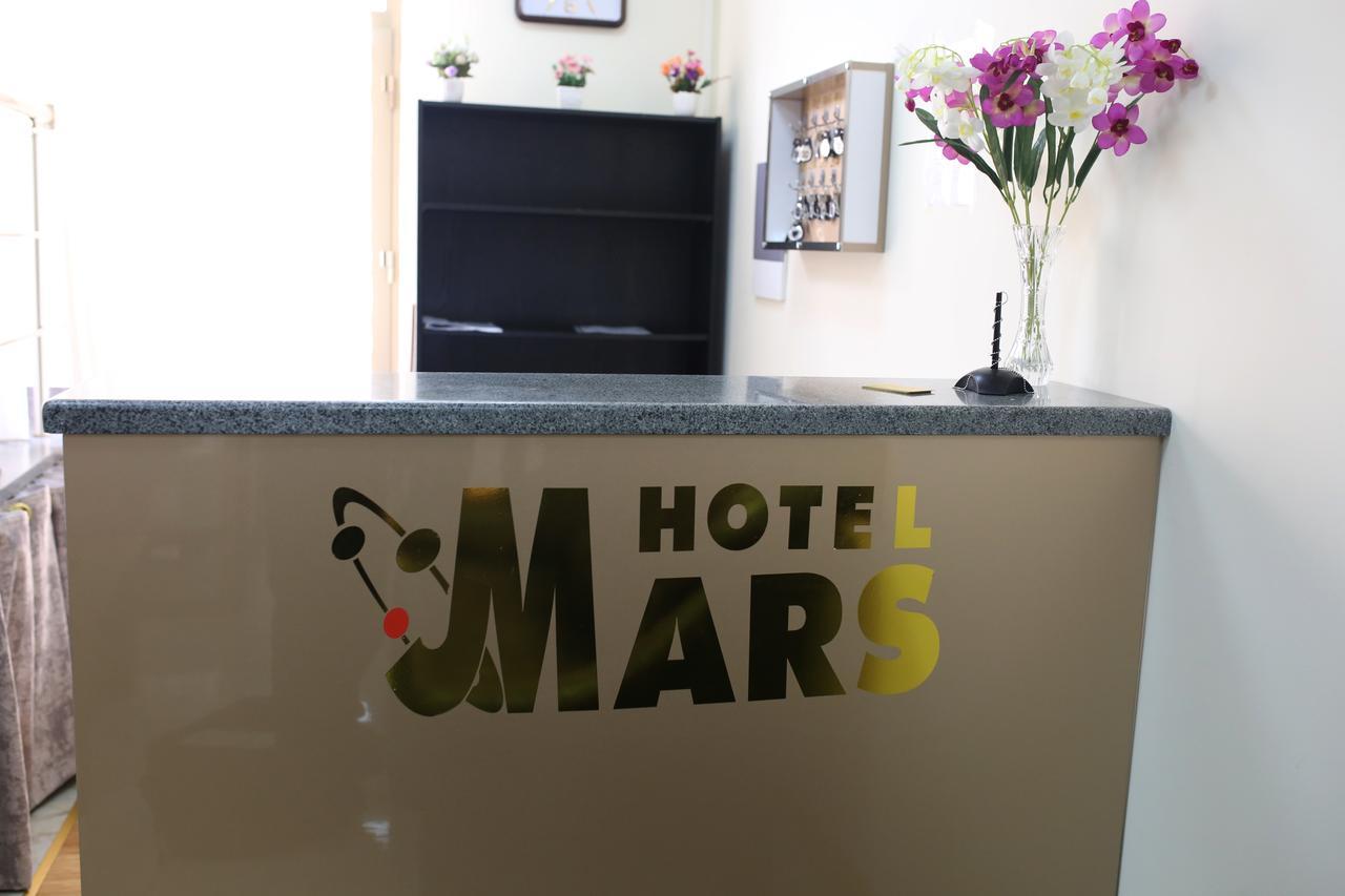 Hotel Mars Zugdidi Extérieur photo